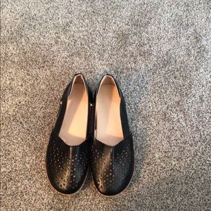 Women’s shoes